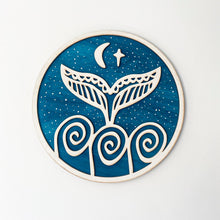Load image into Gallery viewer, Whale Tail Circular Artwork